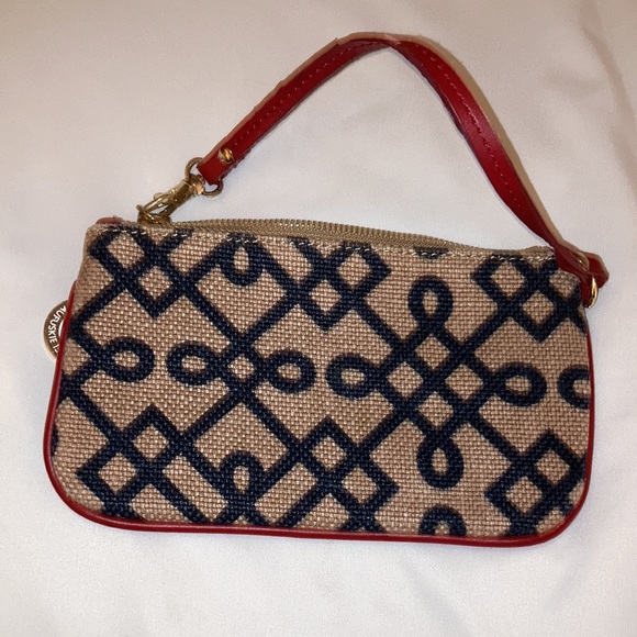 Spartina 449 Wristlet - Picture 5 of 13
